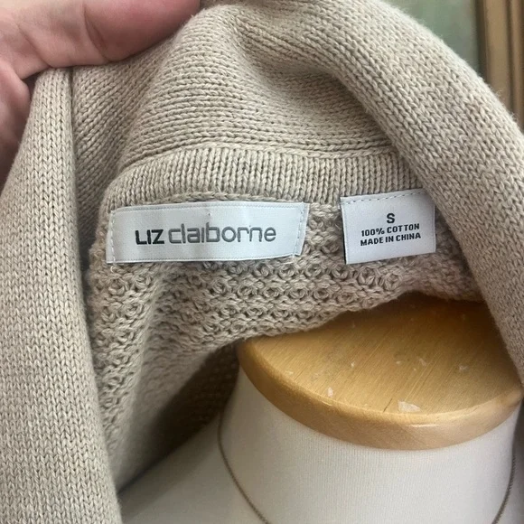 Liz Claiborne KNIT 100% COTTON Tan Women's Cardigan Button clasp closure. - Picture 8 of 9